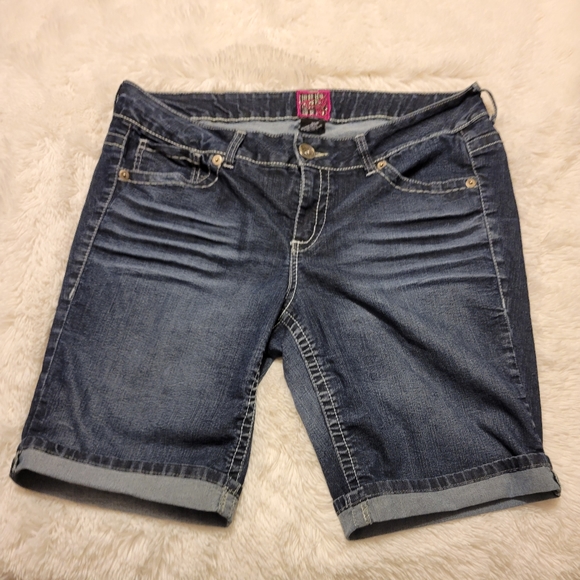 torrid Pants - Torrid Bermuda shorts 20, more like 18